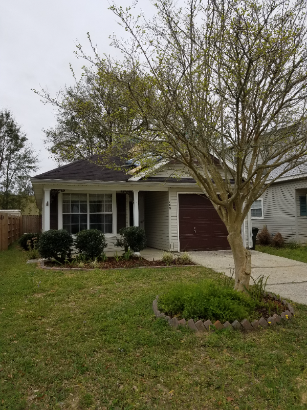 Pensacola House: 169 Wildflower Ln