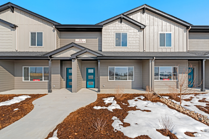 Fort Collins Townhome: 2720 Barnstormer St