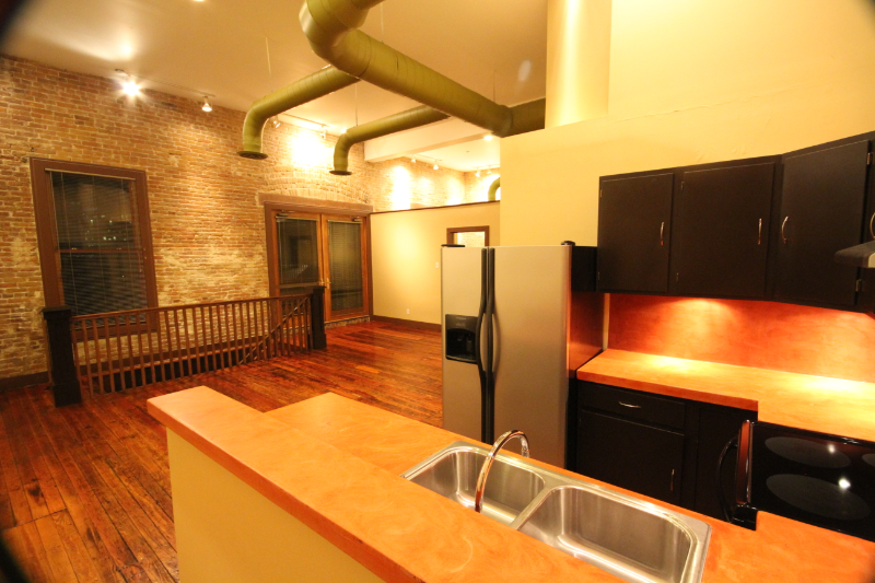 San Antonio Apartment: 319 S Flores St, San Antonio TX