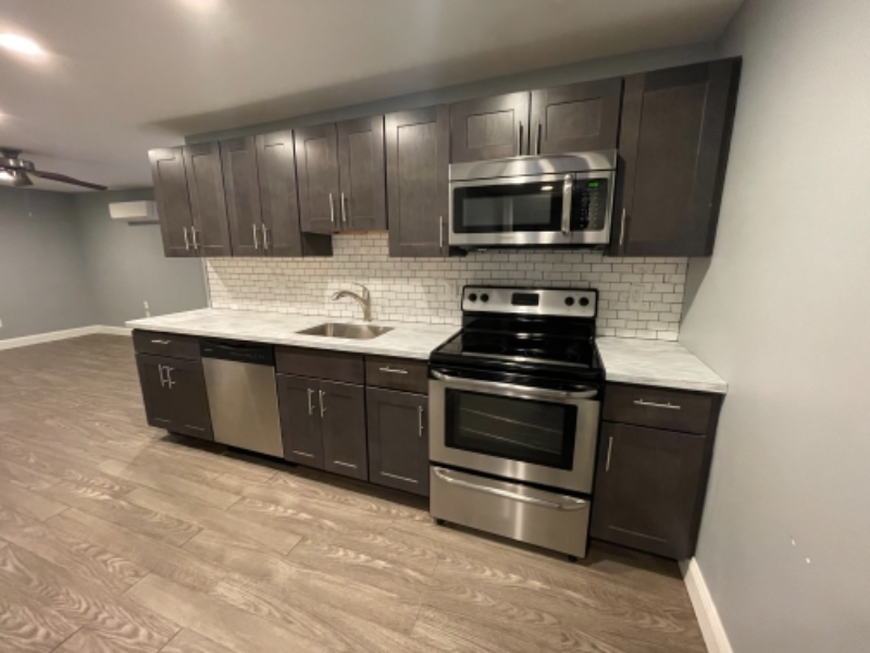 Jenkintown Apartment: 215 Washington Ln