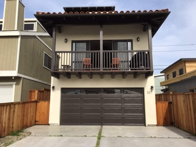 Oxnard Apartment: 337 Cahuenga Dr