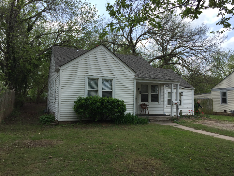 Wichita House: 3415 E Bayley Ct, Wichita KS