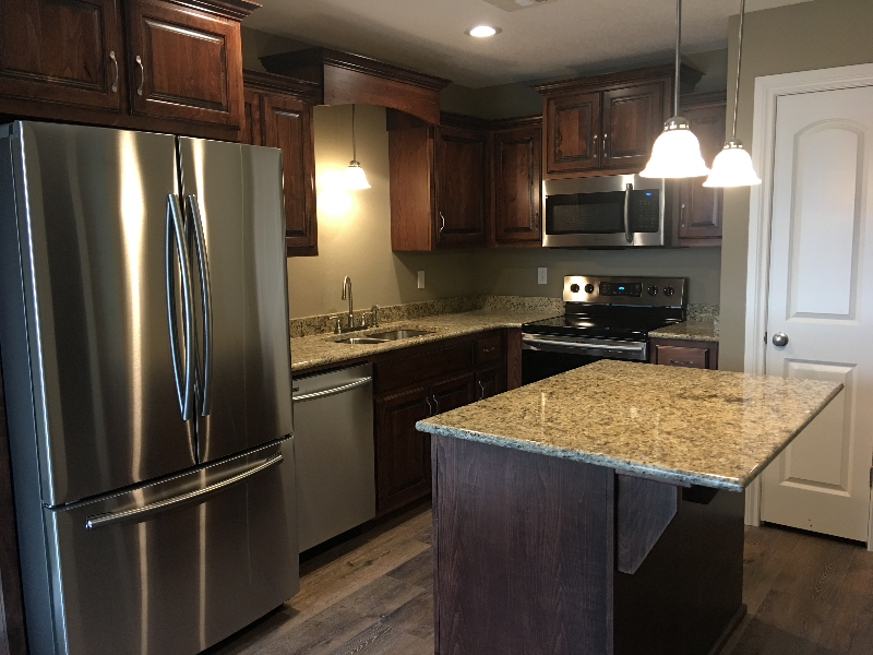 Carthage Apartment: 2205 S Main