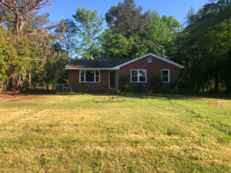 New Ellenton House: 406 Forest Cir, New Ellenton SC