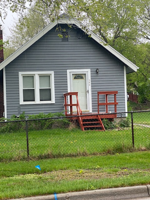 Lansing House: 544 E Paulson St, Lansing MI