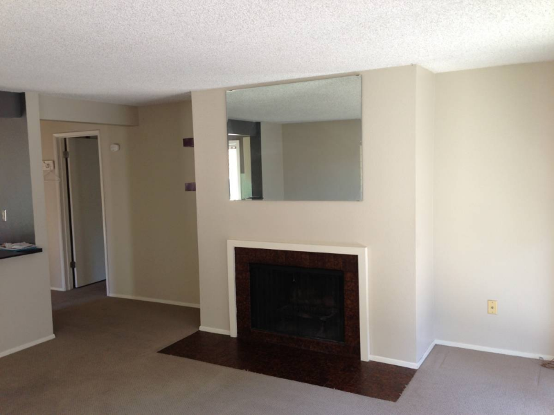 Seattle Apartment: 949 N. 35th Street