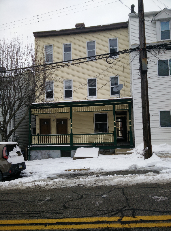 Pittsburgh Apartment: 3025 Brereton St, Pittsburgh PA