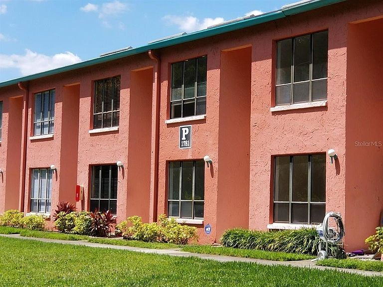 Lutz Condo: 1781 Samurai Pt