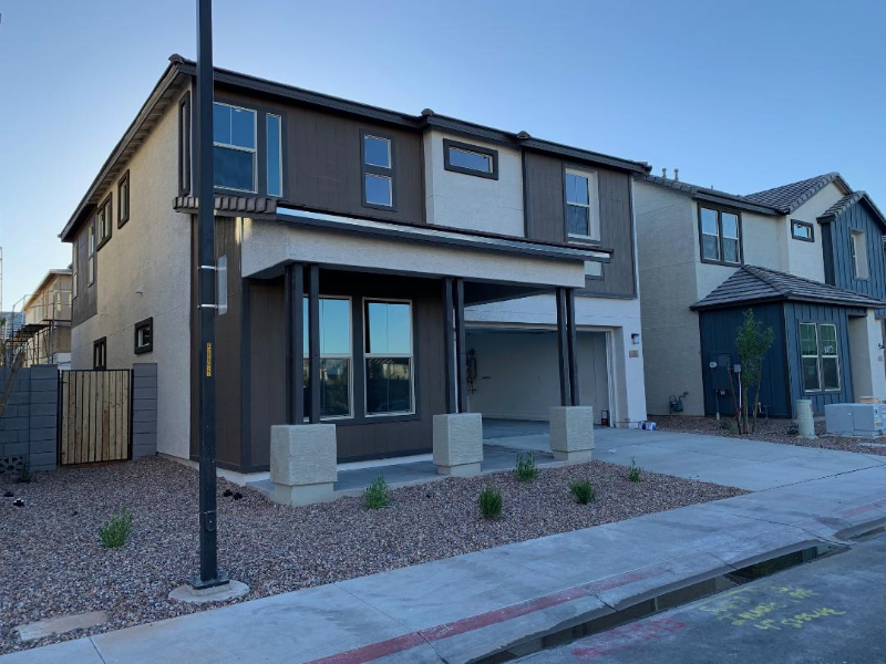 Chandler House: 1134 S Tumbleweed Ln