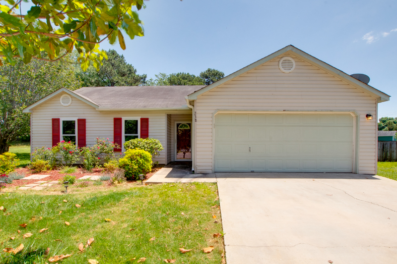 Toney House: 238 Barberry Ln