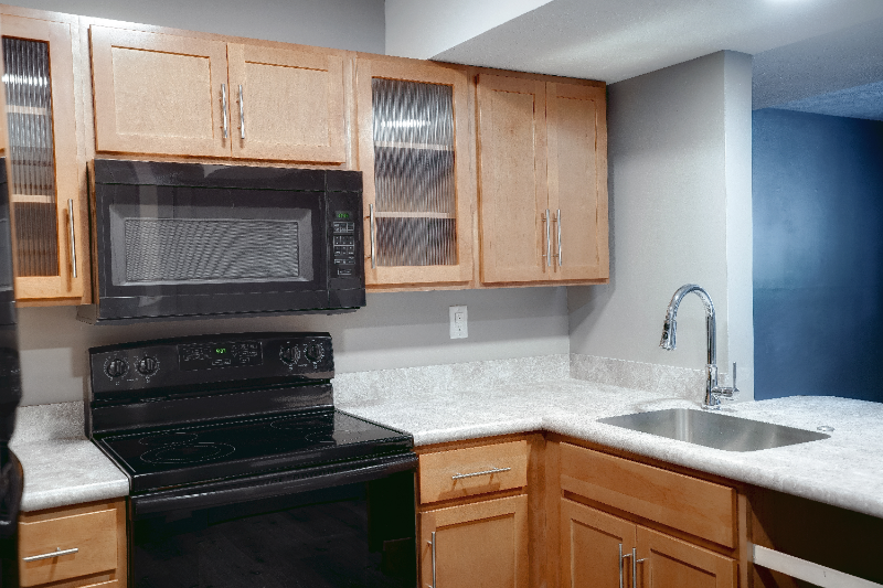 Salina Apartment: 1012 Johnstown Ave