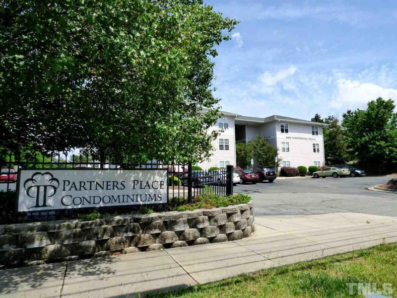 Durham Condo: 929 Morreene Rd