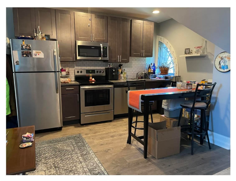 Glenside Apartment: 175 Roberts Ave