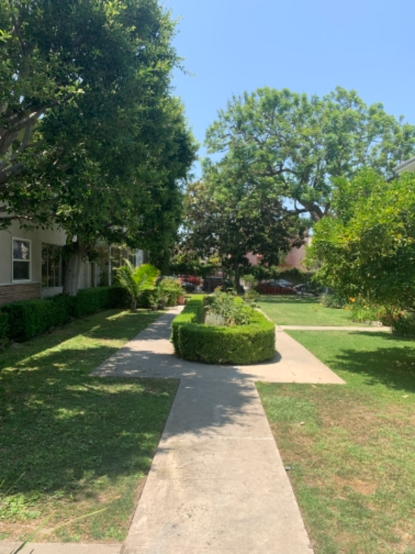 Los Angeles Apartment: 1214 S Bronson Ave