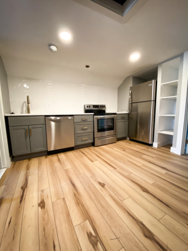 Providence Apartment: 185 Broadway