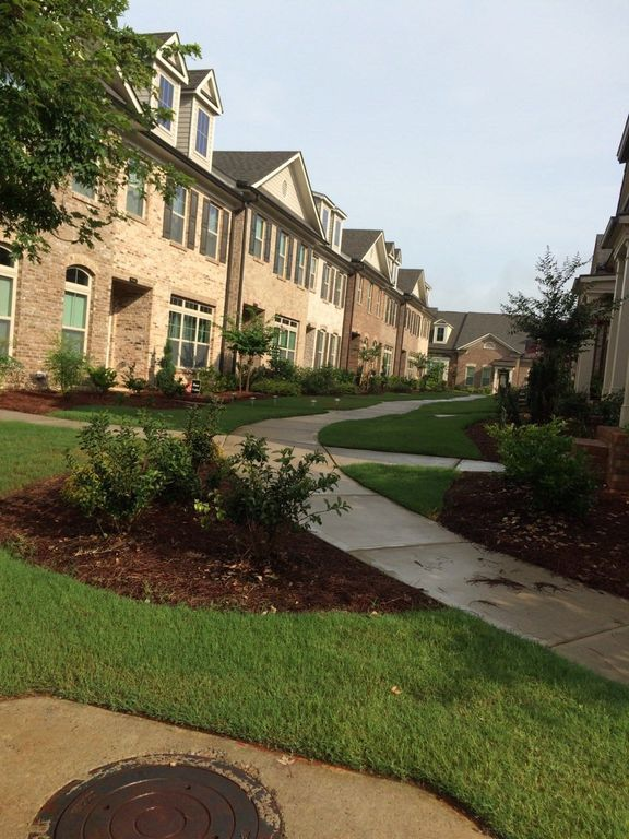 Alpharetta Townhome: 7735 Pierpoint Ln