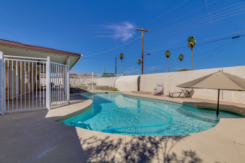 Mesa House: 942 W Mclellan Rd