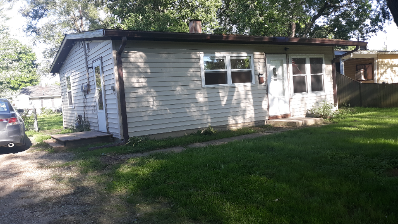 Lafayette House: 2433 Oxford St