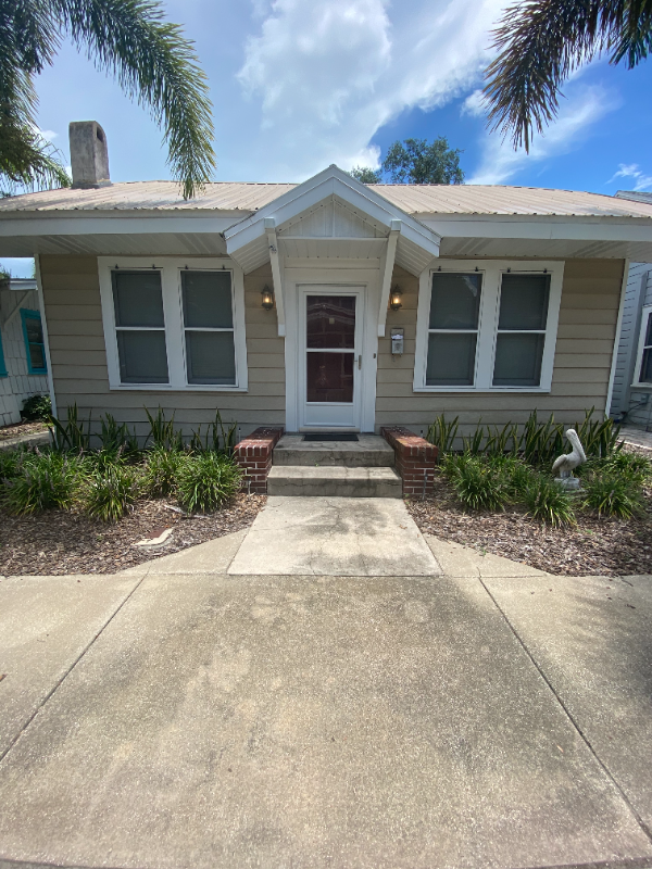 Tampa House: 714 S Bungalow Ter