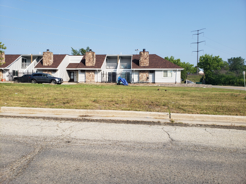 Milwaukee Townhome: 8331 W Northridge Ct