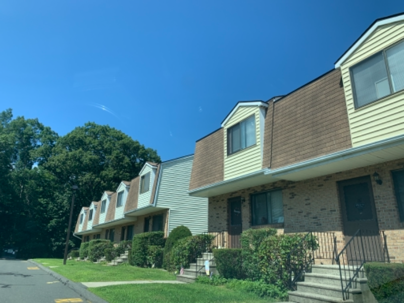 Bristol Condo: 600 Clark Ave