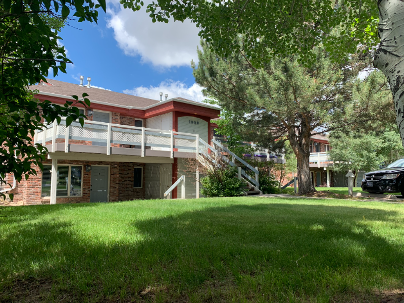 Great Falls Apartment: 1604 Sand Ct