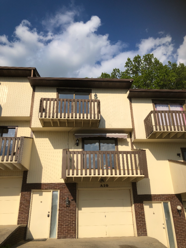 Morgantown Townhome: 1238 Van Voorhis Rd