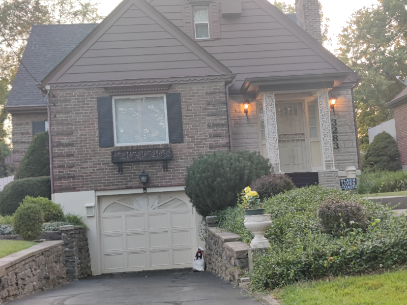 Cincinnati House: 3283 Pickbury dr