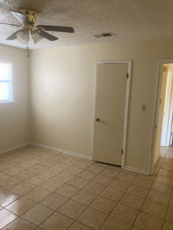 Copperas Cove Apartment: 505 N. Main