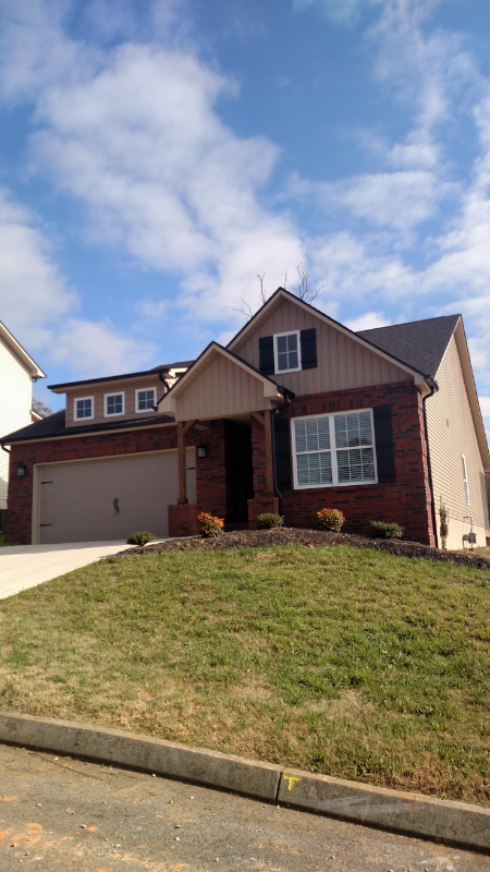 Knoxville House: 3410 Pond Run Way