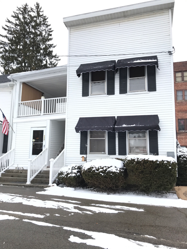 Franklin Apartment: 112 Bernet Way