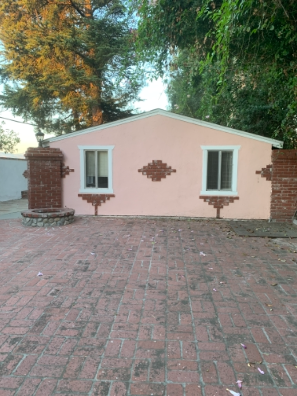 Sherman Oaks House: 15138 Encanto Drive