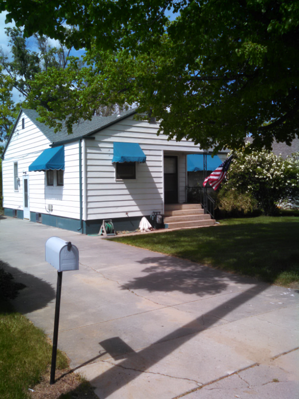 Berthoud Apartment: 729 Franklin Ave