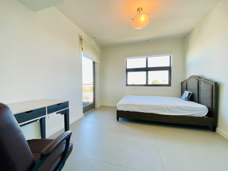 Los Angeles Condo: 12028 Wilshire Blvd