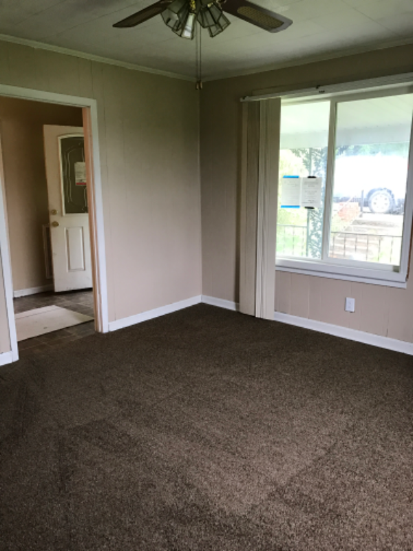 Bristol House: 513 Beechwood Dr