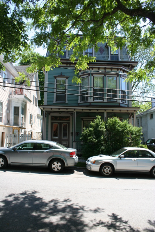 Saratoga Springs Apartment: 66 Caroline Street