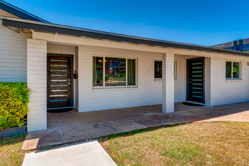 Phoenix House: 2401 E. Elm St.