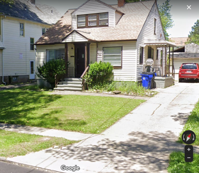 Cleveland House: 11321 Dove Ave