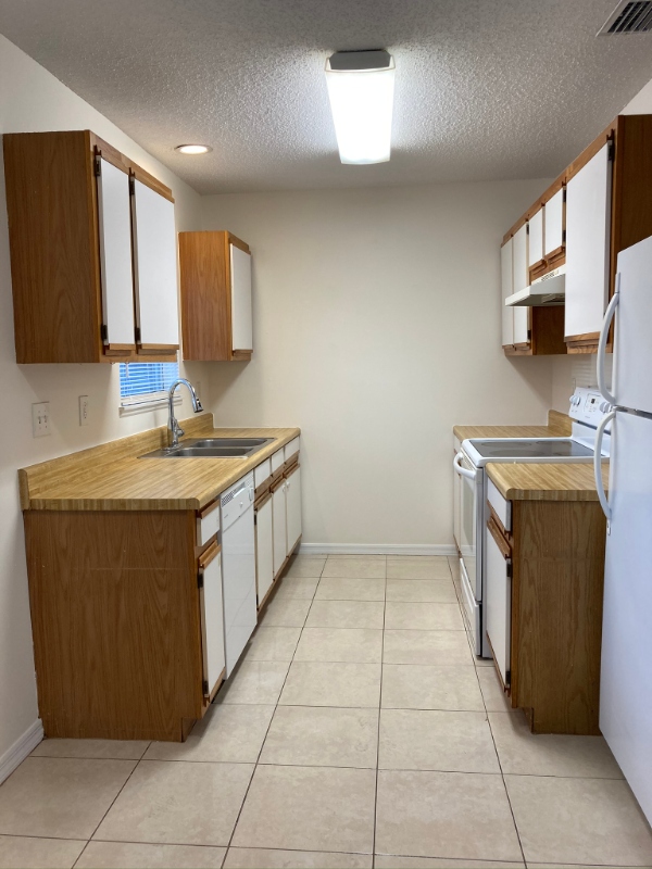 Vero Beach Apartment: 1200 6th Drive
