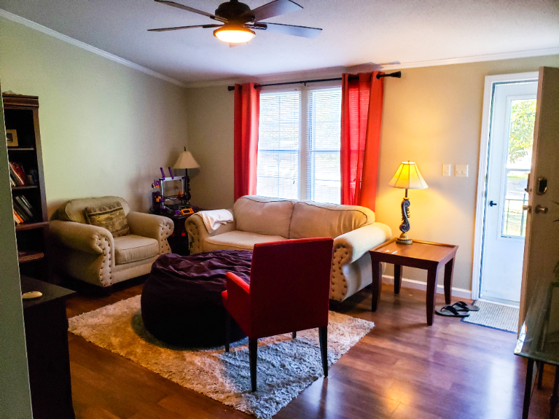 maiden Apartment: 3738 Vickery dr