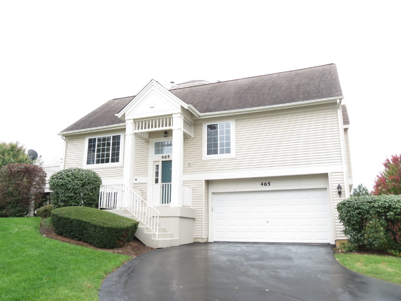 Cary Townhome: 465 Cary Woods Cir