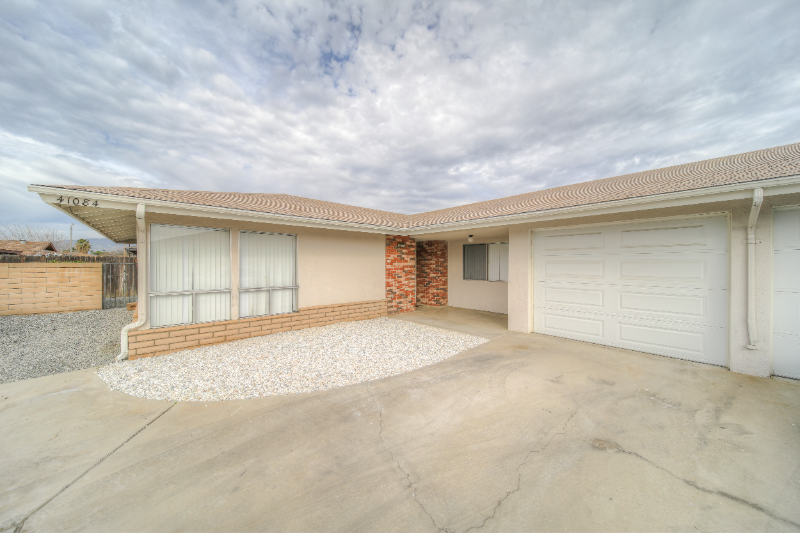 Hemet Multiplex: 41084 Beachwood Ave