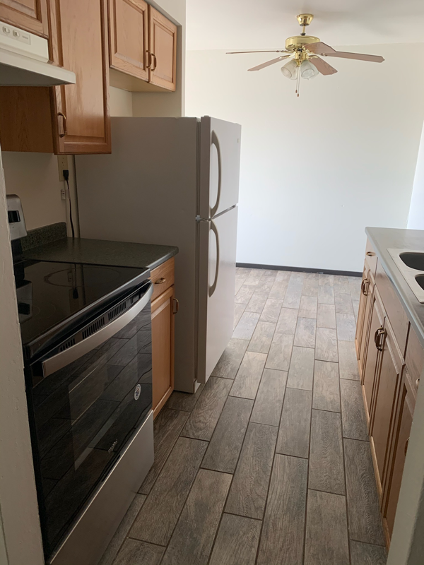 Milwaukee Apartment: 8835 N Swan Rd