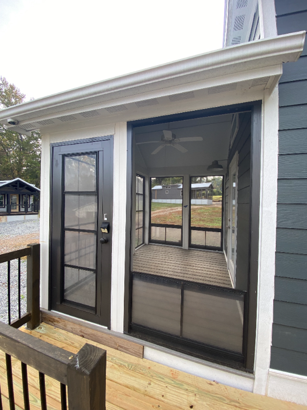 Greer House: 9 Tiny Home Cir