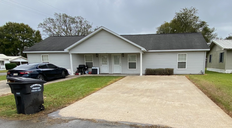 Maurice Multiplex: 360 Andre Ave Unit A