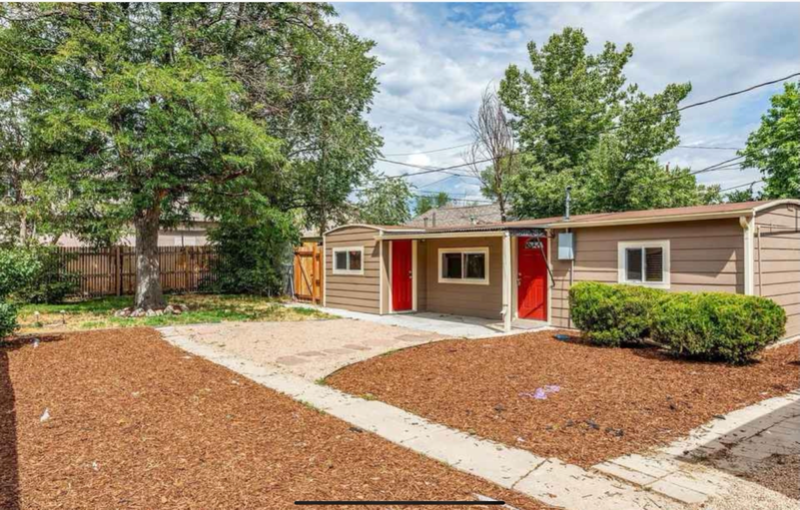 DENVER House: 241 1/2 S Grove