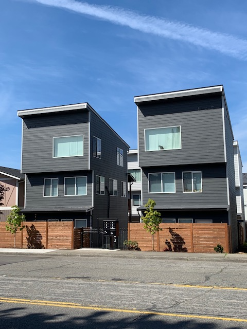 Tacoma Apartment: 4016 S. Warner St., Unit B
