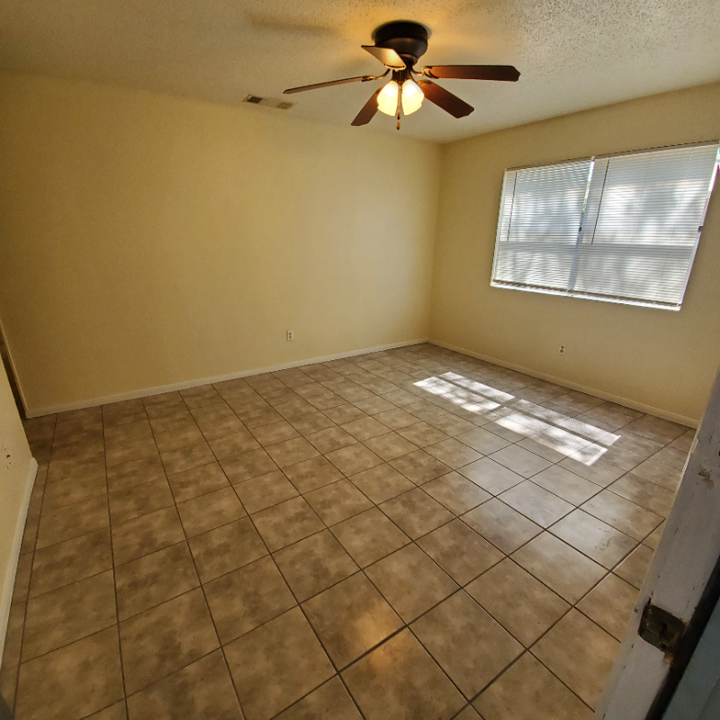 Copperas Cove Apartment: 102 E. Truman