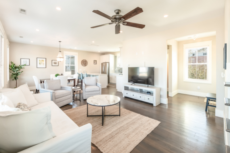 Charleston House: 83 Cooper St
