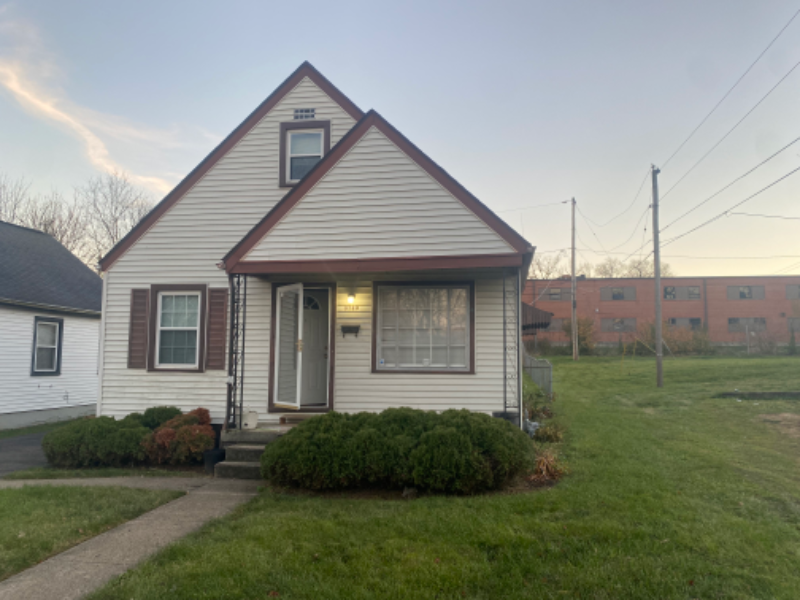 Dayton House: 3740 W 2nd St